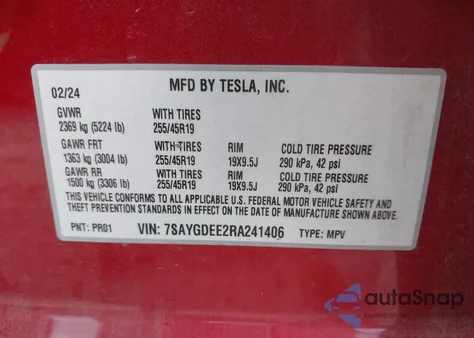 2024 Tesla Model Y Long Range Dual Motor All-Wheel Drive z USA, uszkodzony, nr VIN 7SAYGDEE2RA241406